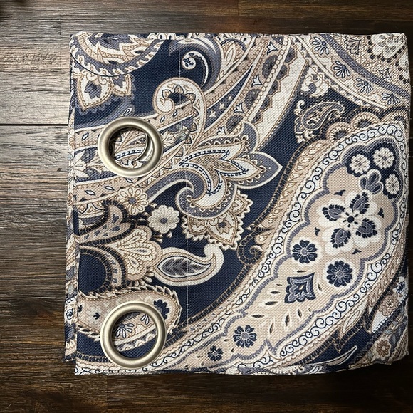 The Big One blue paisley window panels grommet style. 50”W x 96”L - Picture 5 of 6